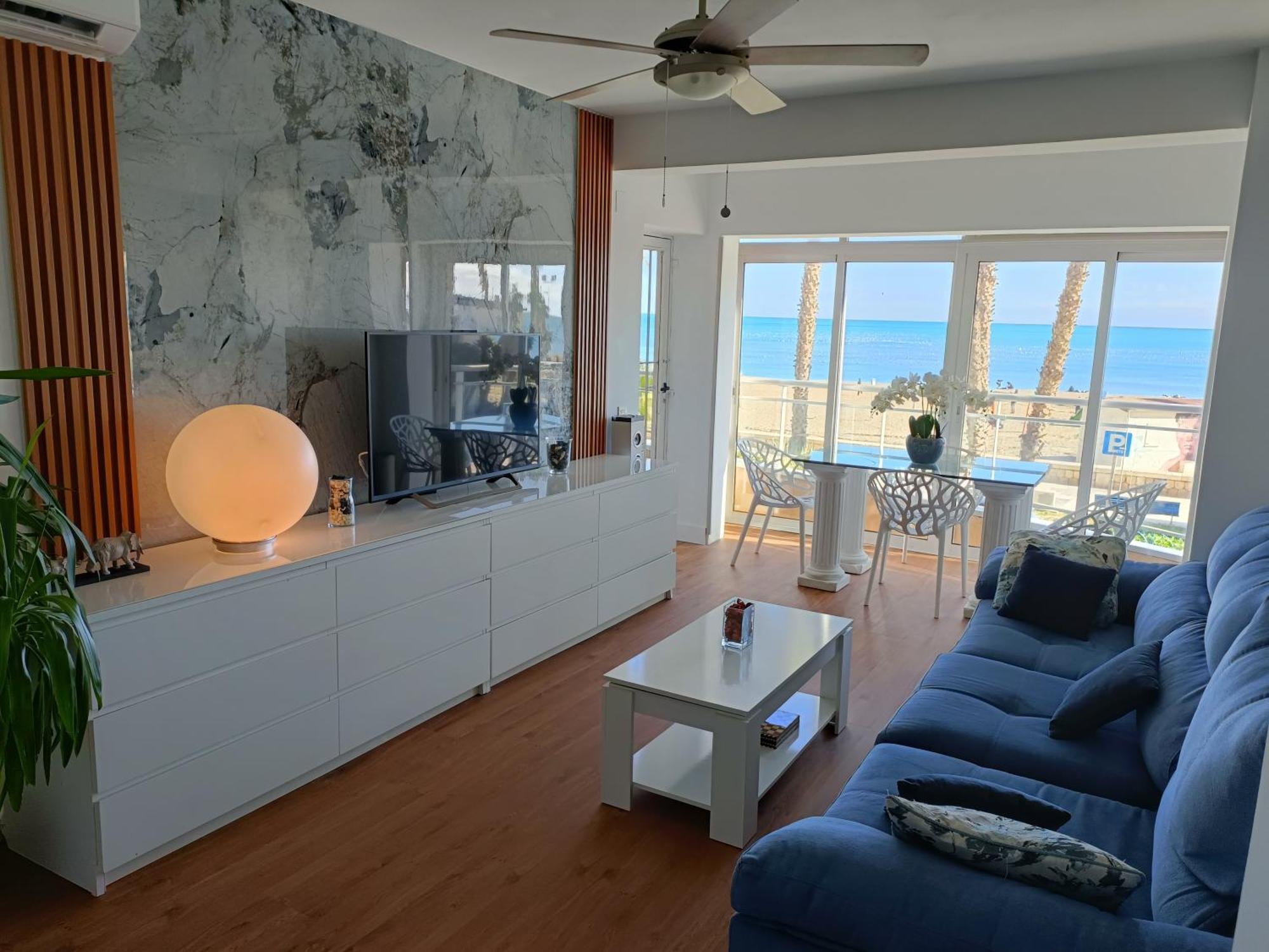 Apartamento Lujo Frente Al Mar Centro De Малага Екстер'єр фото