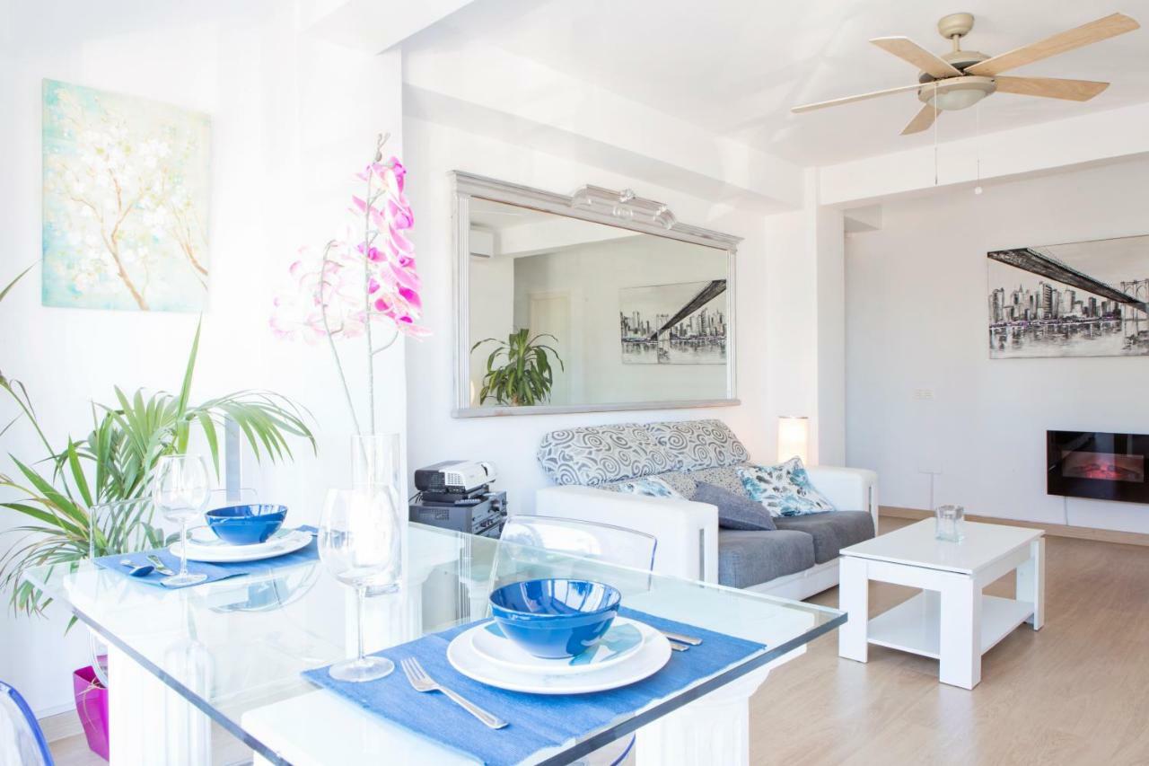Apartamento Lujo Frente Al Mar Centro De Малага Екстер'єр фото